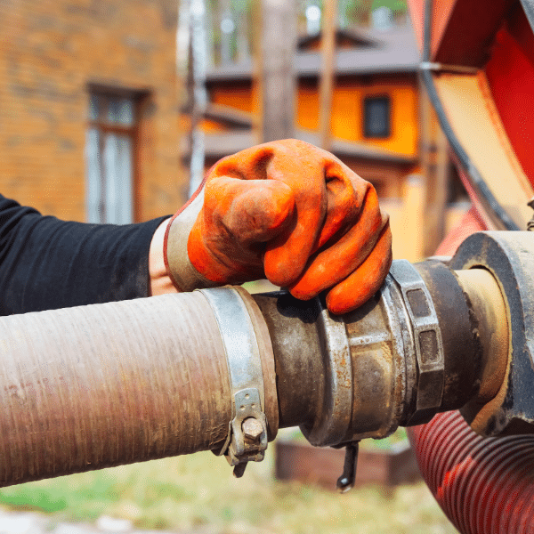 تسليك مجاري في رأس الخيمة: شفط بيارات بأحدث المعدات بخصم 40% 2 تسليك مجاري في رأس الخيمة